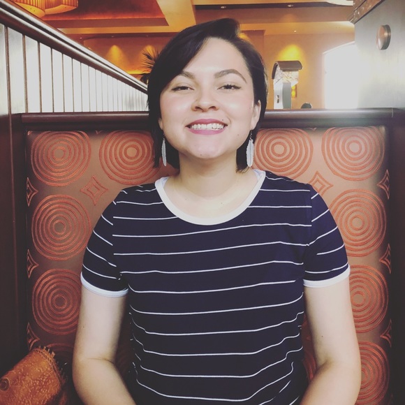 Meet your posher, Carolina - Picture 1 of 1